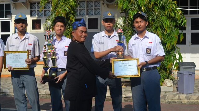 Keseimbangan antara Akademik dan Non-Akademik di SMA